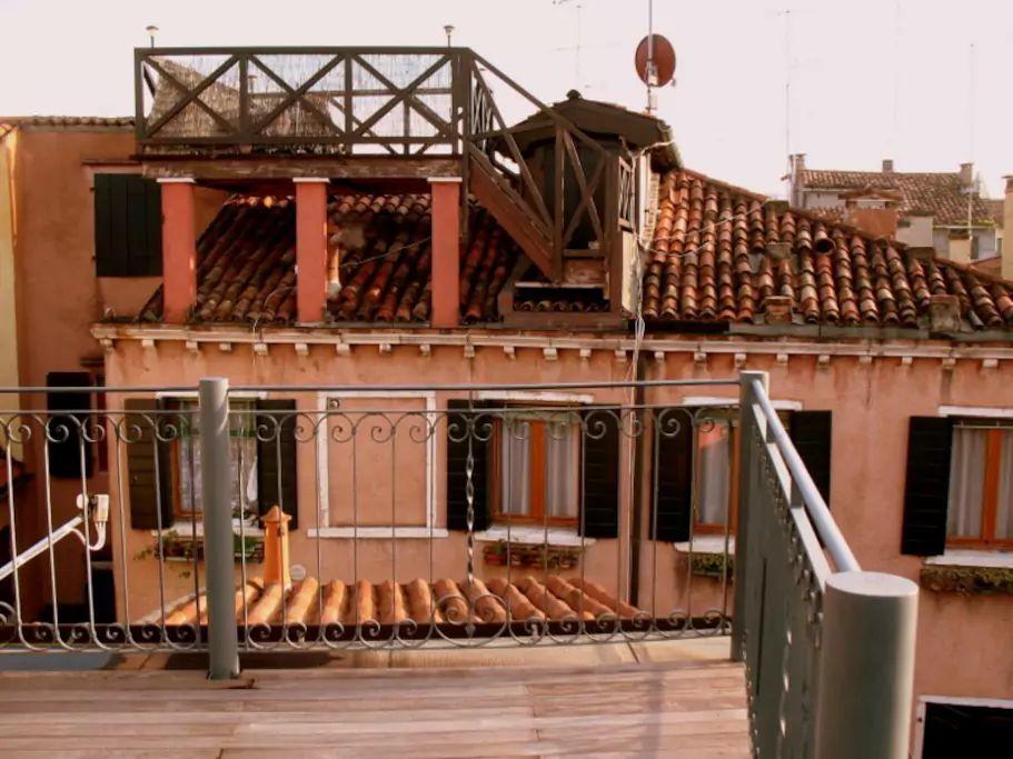 Modern Apartment Venice With Terrace מראה חיצוני תמונה